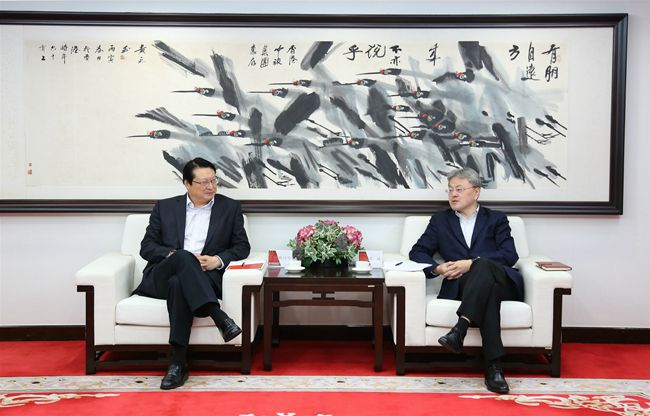 集團與中國船舶重工集團簽署全面戰(zhàn)略合作協(xié)議（圖）